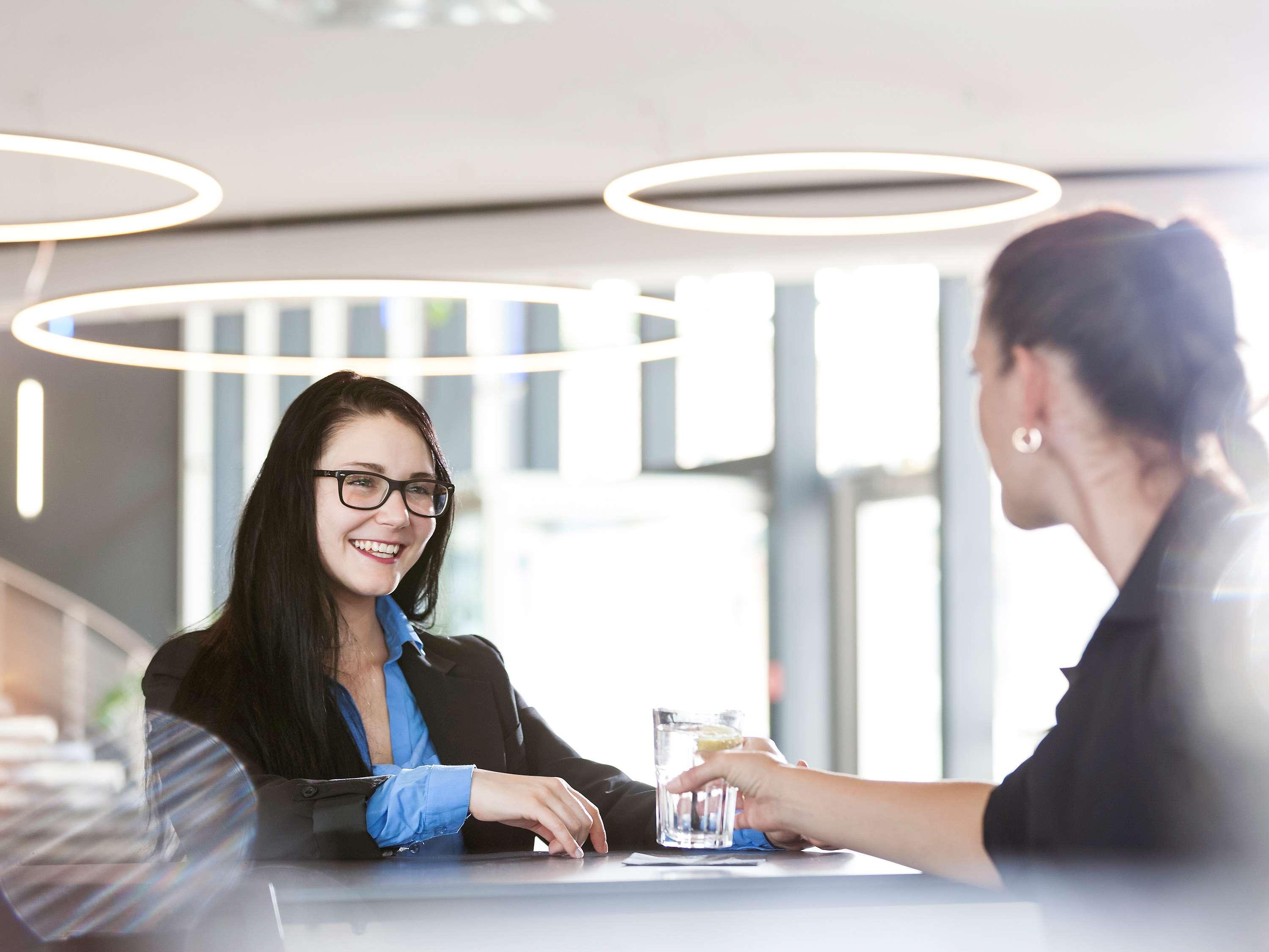Novotel Bern Expo Ngoại thất bức ảnh