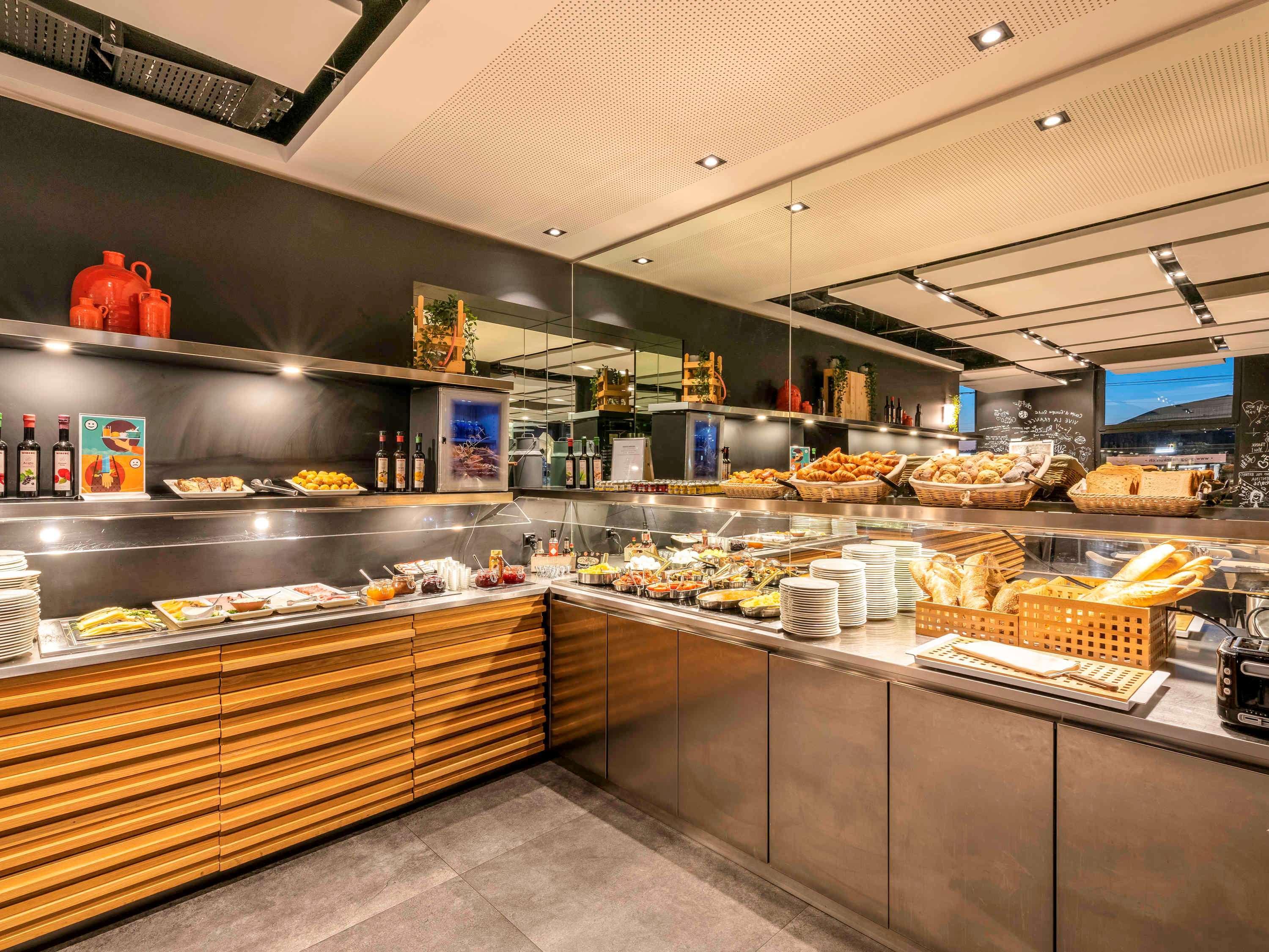Novotel Bern Expo Ngoại thất bức ảnh