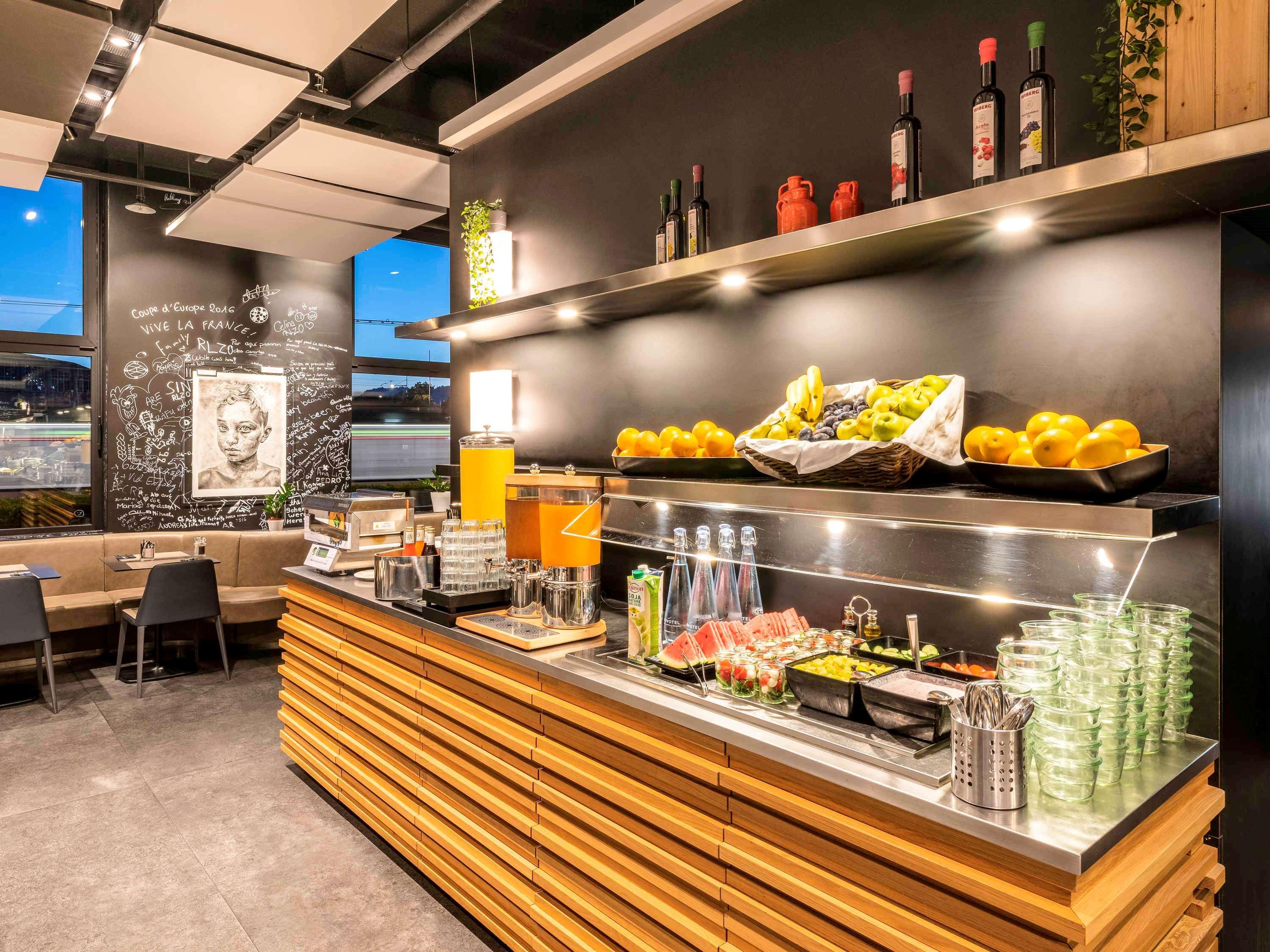 Novotel Bern Expo Ngoại thất bức ảnh